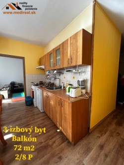 3-izbový byt s balkónom